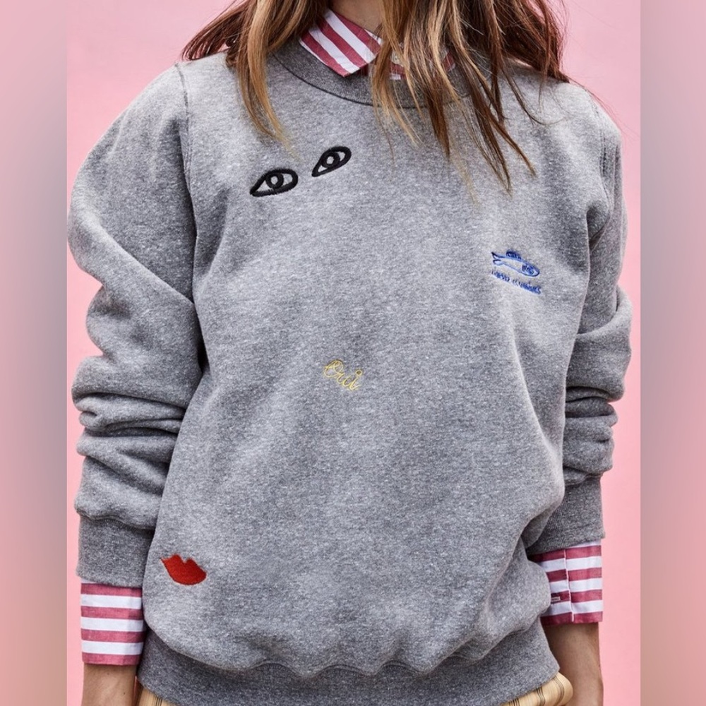 Clare V Gray Crewneck Sweater with Ribbed Cuffs